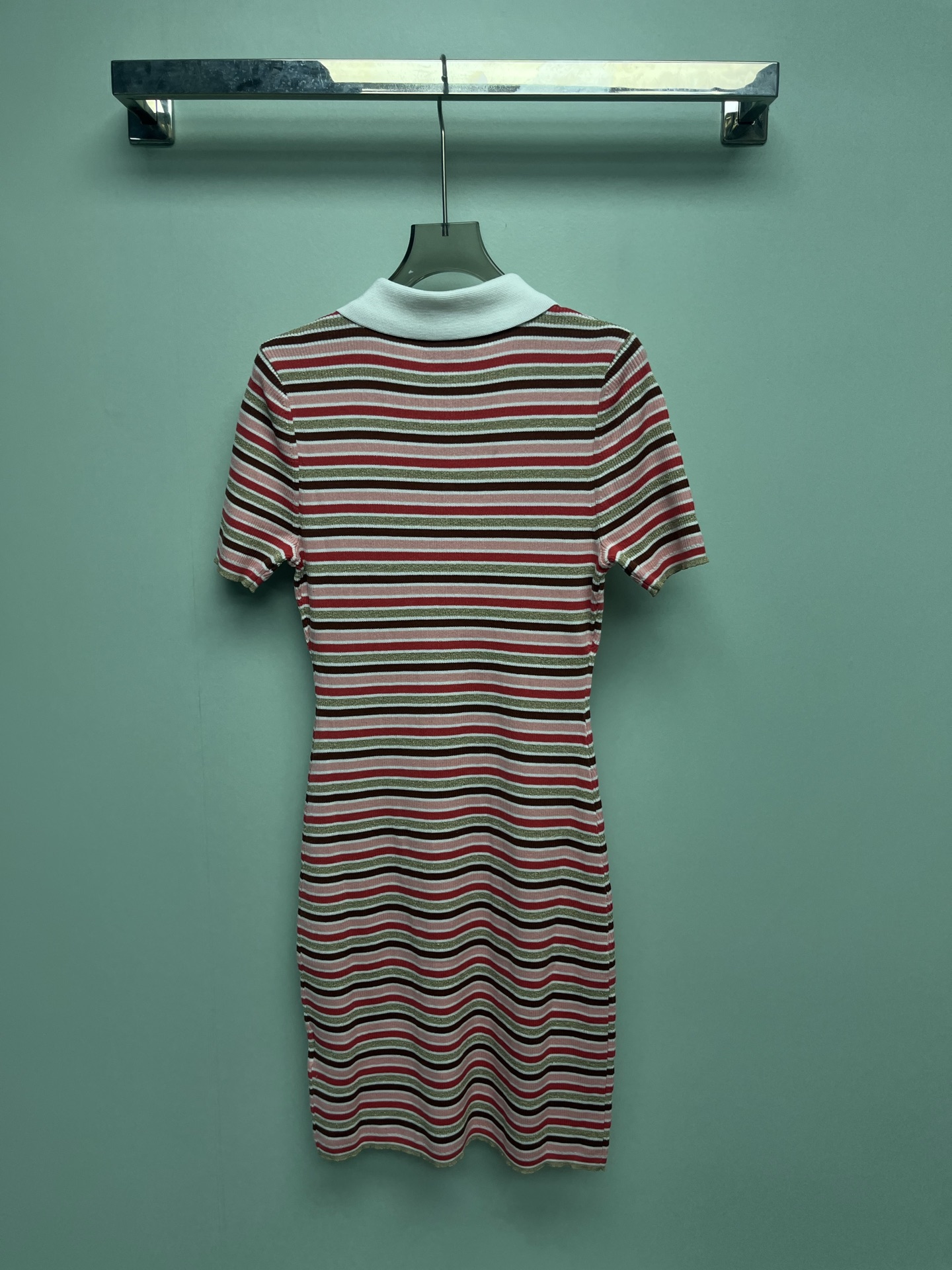 Women's short sleeves